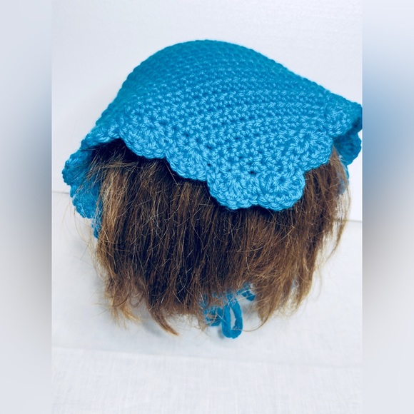 Bonnets - Picture 5 of 5